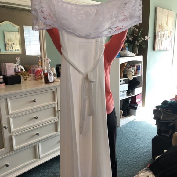 Dress - Picture 1 of 2